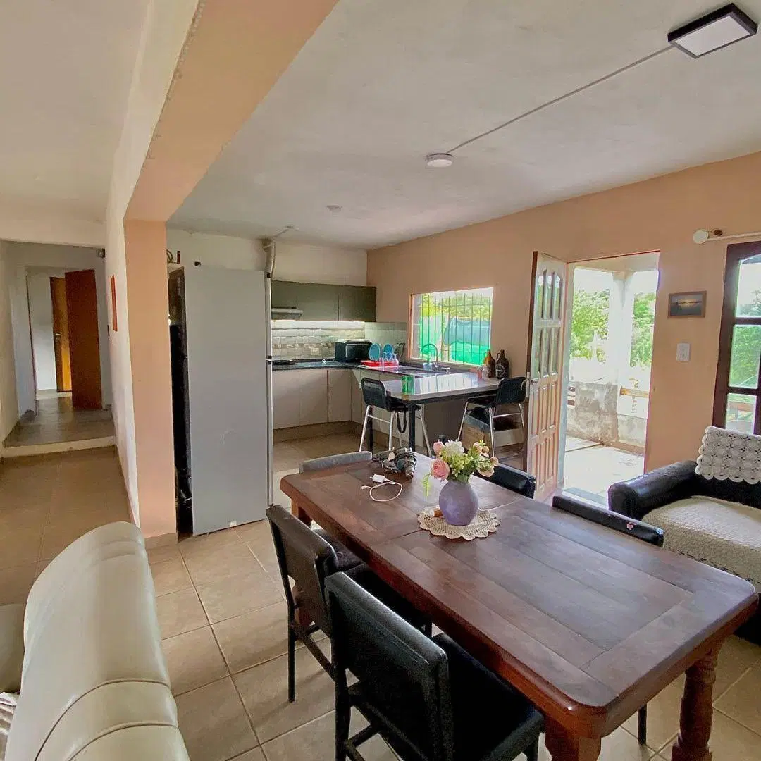 CASA EN VILLA DEL LAGO,cCON EXCELENTE VISTA, RECIBE MENOR 3