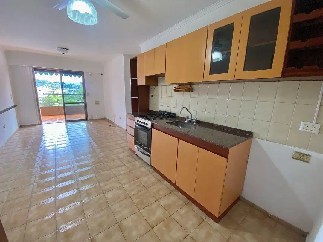 Departamento en Acuario 2, 2 dormitorios 2 baños, cochera, pileta 1