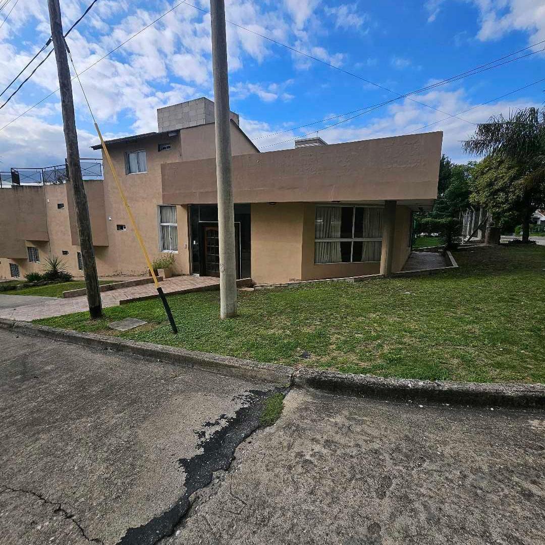 Foto de HOTEL EN VENTA EN EL MEJOR BARRIO DE VILLA CARLOS PAZExcelente ubicac, imagen 1