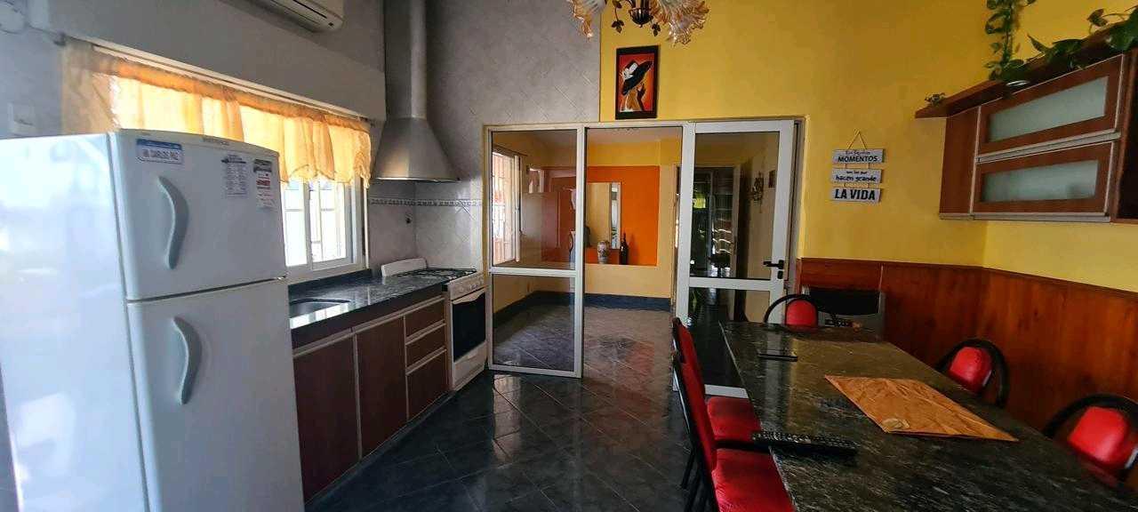 Foto de Buscás casa para vivir y que te genere ingresos?es tu oportunidad, imagen 5