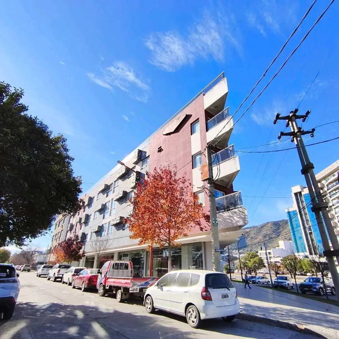 VENTA – DEPARTAMENTO 2 DORMITORIOS SOBRE AV. URUGUAY 3