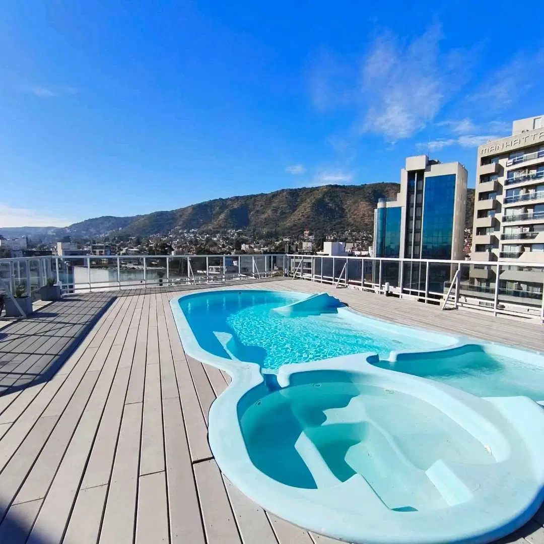 VENTA – DEPARTAMENTO 2 DORMITORIOS SOBRE AV. URUGUAY 4