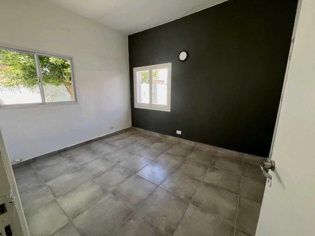 Foto de Importante Casa de 4 dormitorios, pleno centro, Villa Carlos Paz, imagen 1
