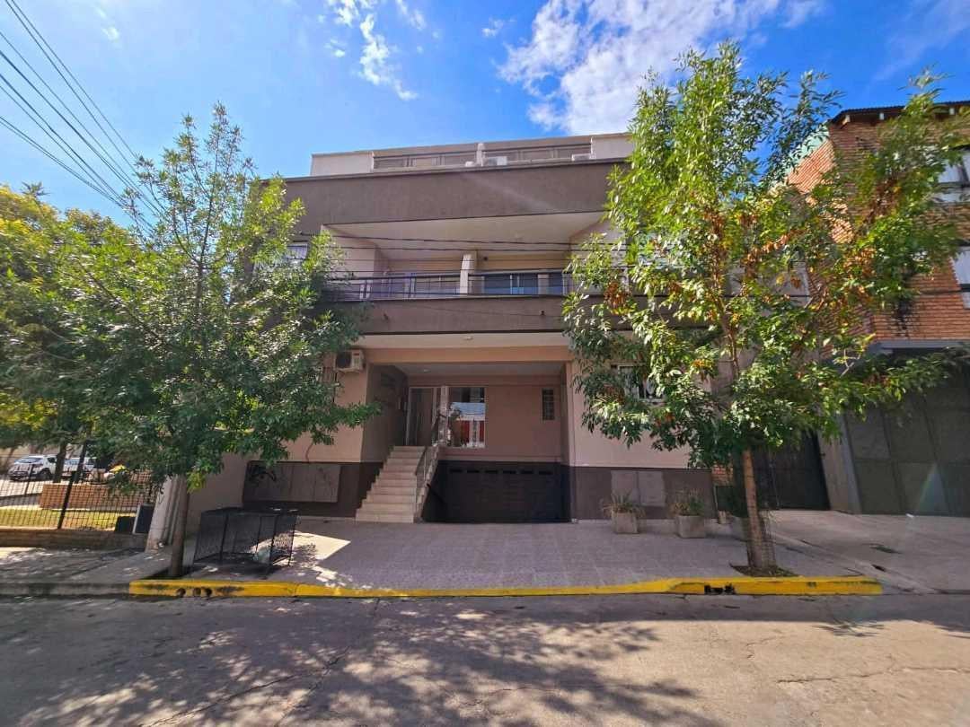 Foto de VENTA – Departamento en planta baja a 2 cuadras del centro patio coche, imagen 4