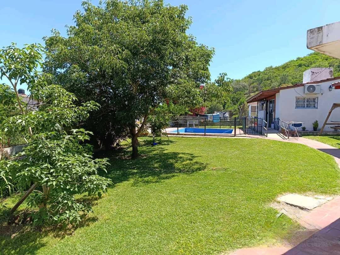 Foto de Espectacularcasa con quincho vista parque.pileta posible dpto, imagen 2