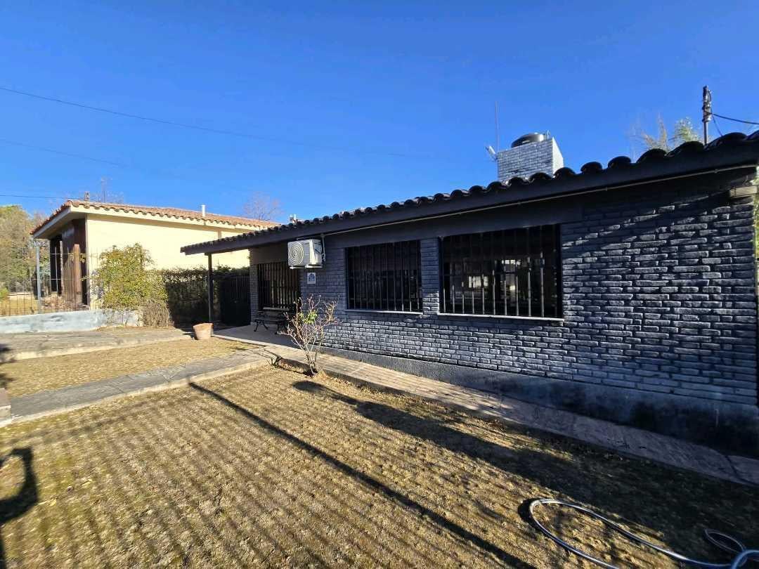 Foto de CASA EN VENTA – B° LOS MANANTIALES, VILLA CARLOS PAZA solo 8 cuadras, imagen 4