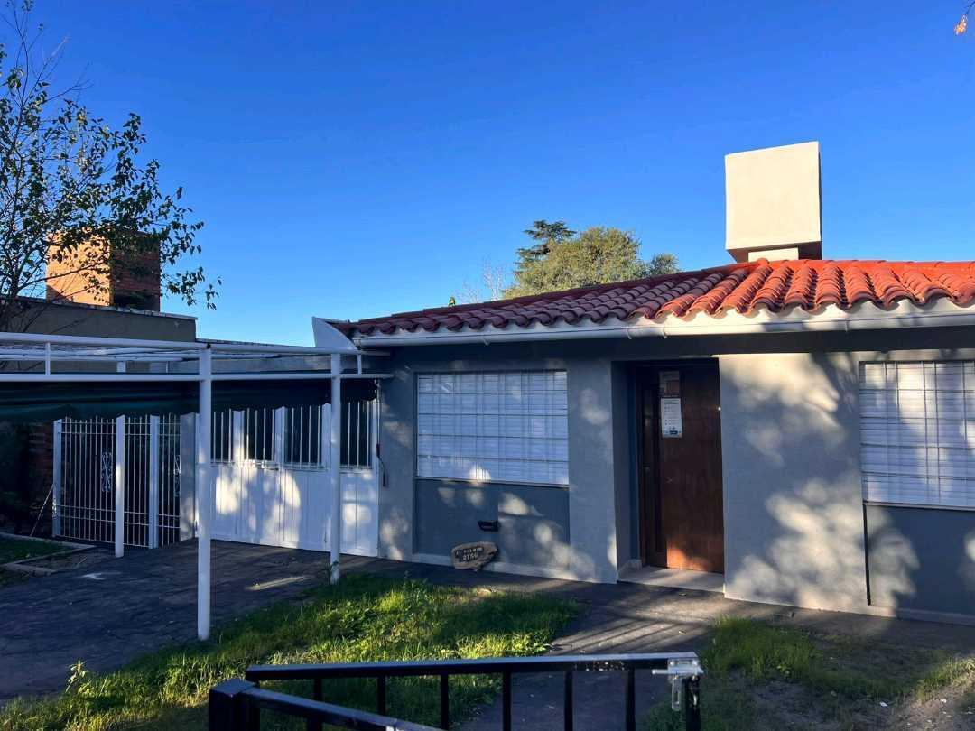 Foto de CASA EN VENTA – ZONA SOLARES DE LAS ENSENADASExcelente ubicación, imagen 1