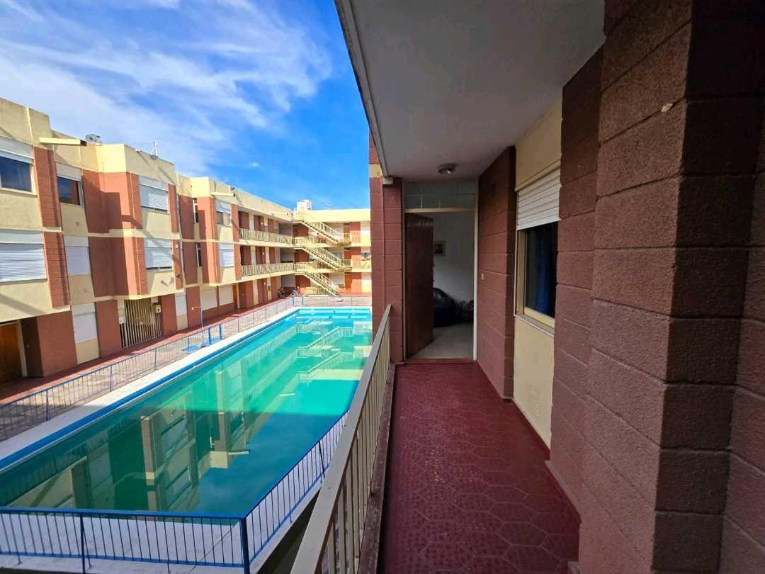 Foto de DEPARTAMENTO EN VENTA – VILLA CARLOS PAZExcelente ubicación, balcon, imagen 4