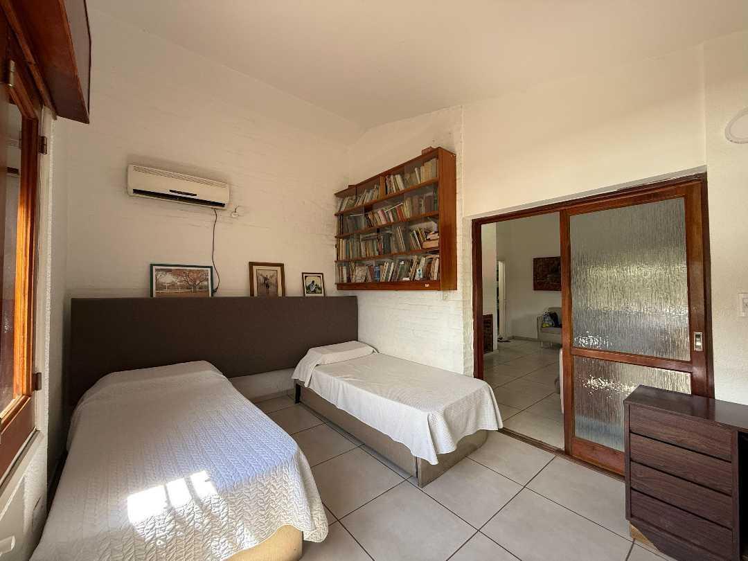Foto de IMPORTANTE CHALET EN VENTA + MONOAMBIENTEB° José Muñoz – Villa Carl, imagen 3