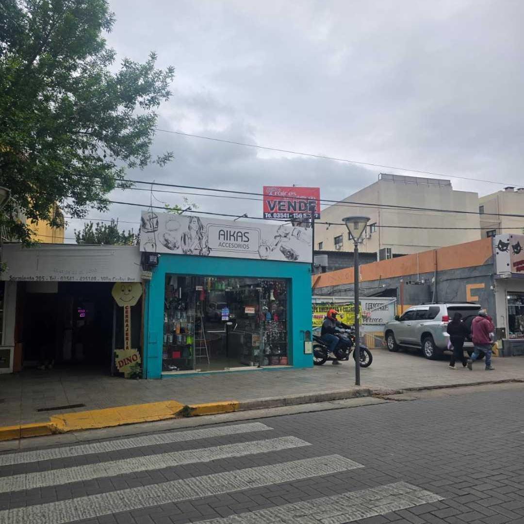 Foto de Venta en Peatonal de Carlos Paz: 2 Locales + Casa, imagen 1