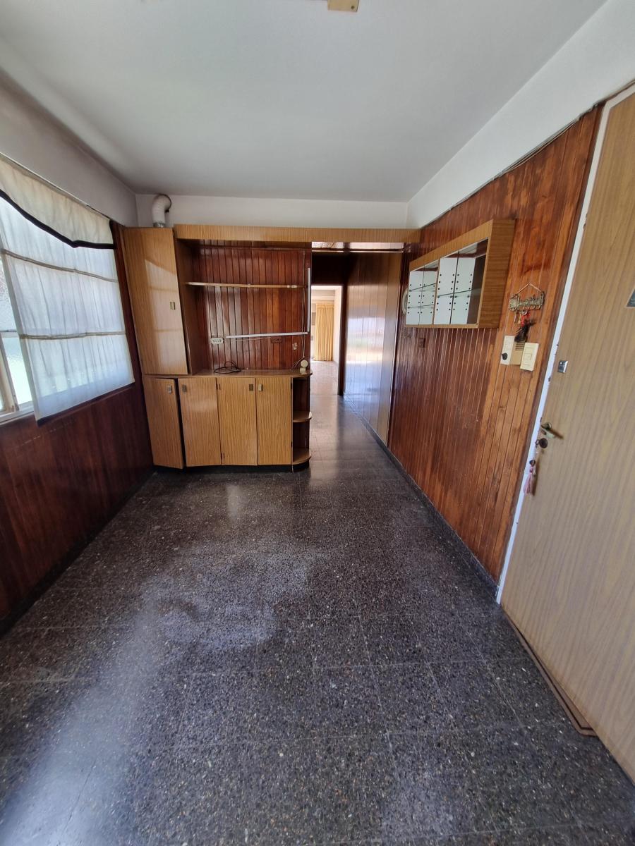 Departamento de 4 Ambientes C/dependencias, Balcón Terraza y Cochera 2