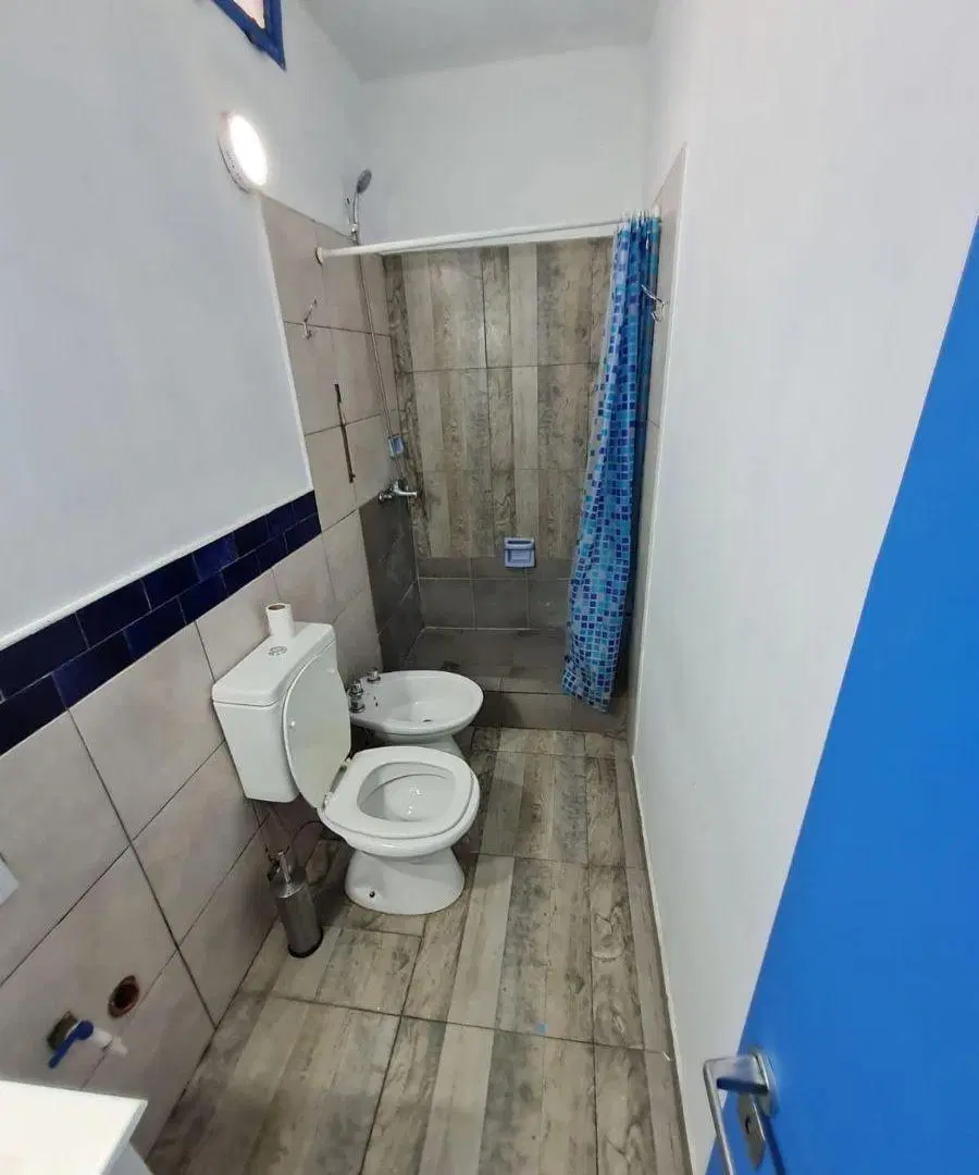 Departamento en alquiler luminoso con balcon 2