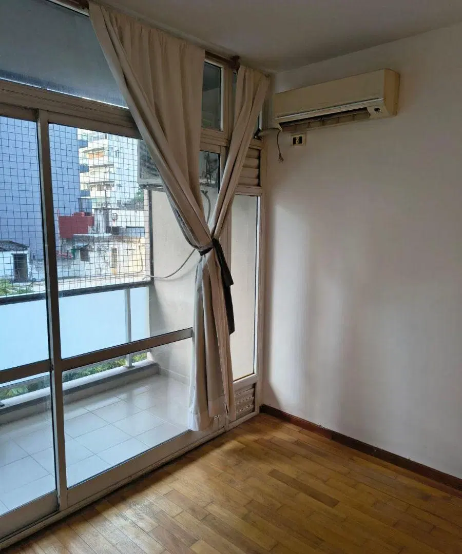 Al frente con balcón, terraza común con parrilla 5