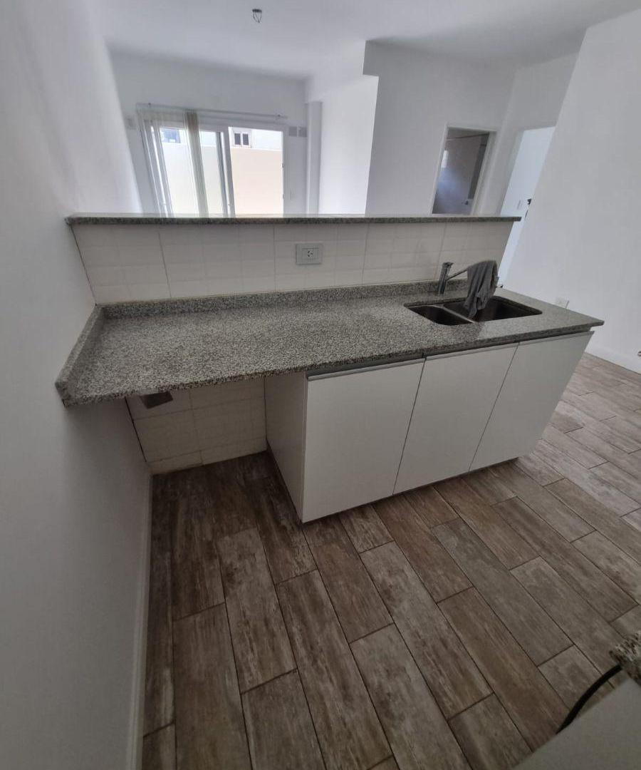 Foto de Alquiler departamento 2 ambientes con balcón, imagen 3
