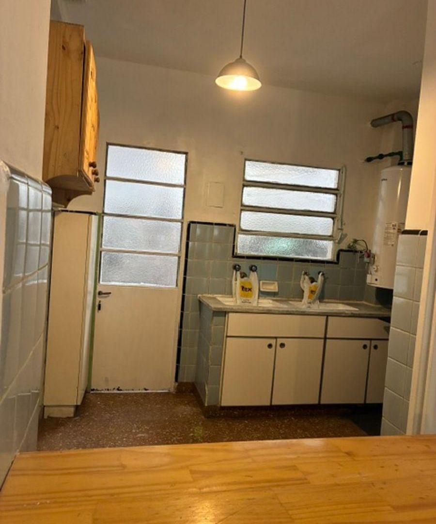 Foto de Departamento de 3 ambientes c/ dependencias y patio en venta, imagen 4