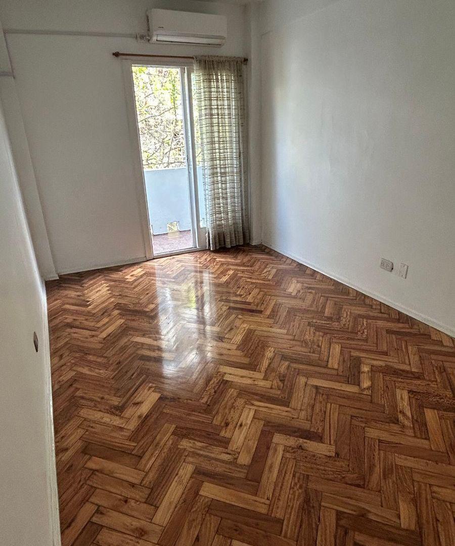 Foto de 2 ambientes al frente con balcón, muy buena ubicación, imagen 2