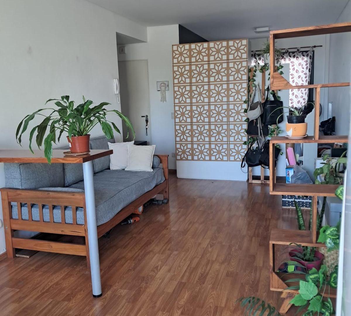 Foto de Departamento con balcon ambiente divisible en Parque Avellanreda, imagen 5
