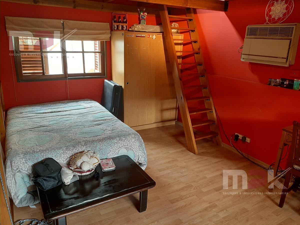 Excelente Casa de 4 Ambientes con Terraza! 2