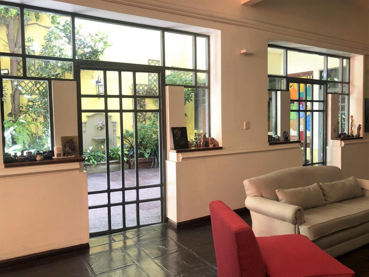 Casa de 5 Ambientes con Dependencia, Cochera Doble y 2 Terrazas en Barracas! 3
