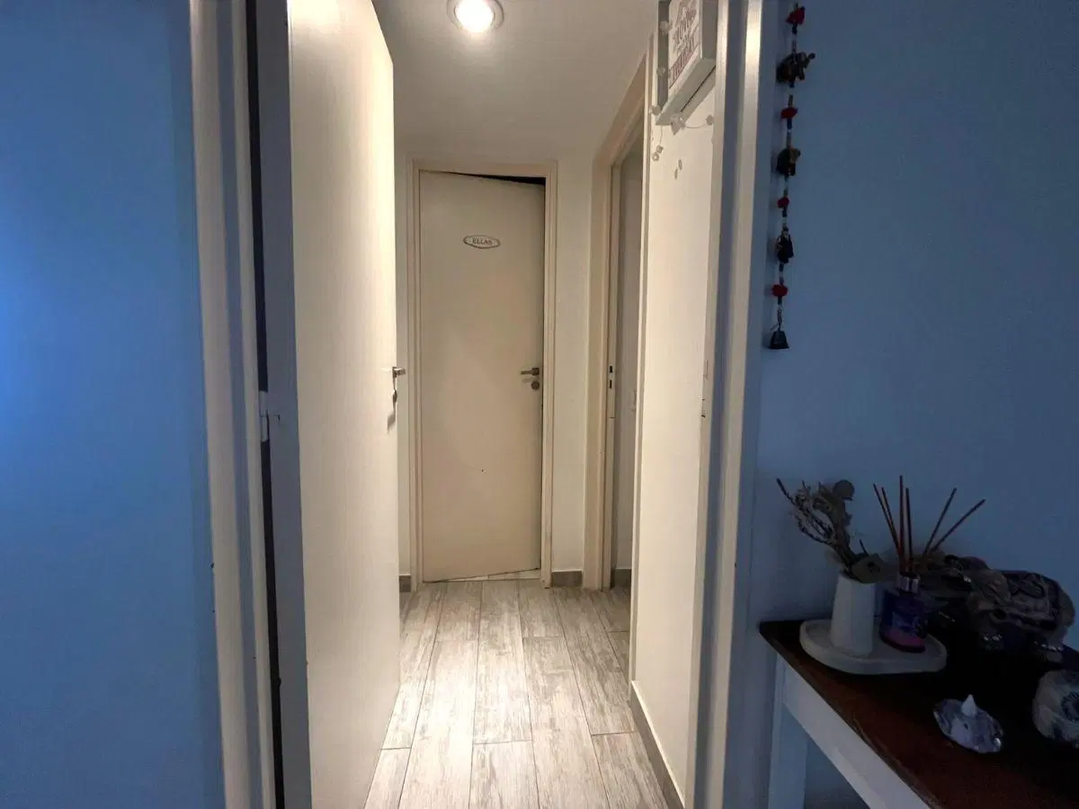 Departamento de 2 ambientes sobre avenida Montes de Oca en Barracas 5
