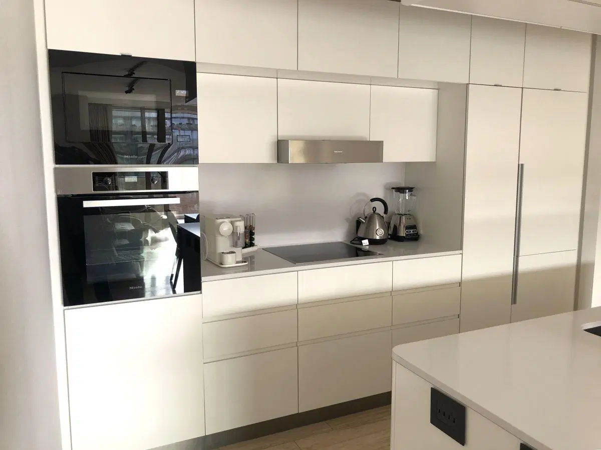 Departamento de 3 ambientes con 2 cocheras y 1 baulera en Oceana 3