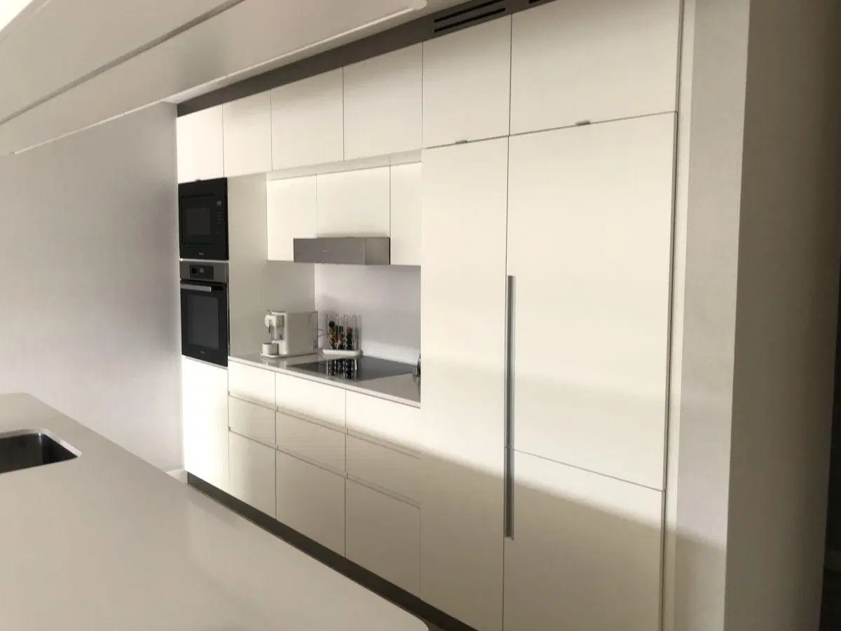 Departamento de 3 ambientes con 2 cocheras y 1 baulera en Oceana 5