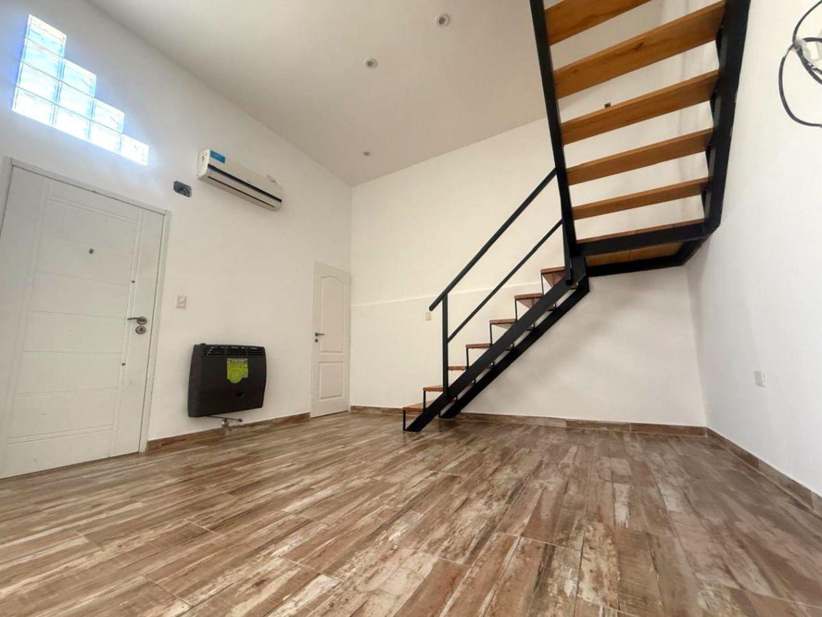 Foto de PH de 3 ambientes con patio refaccionado a nuevo, imagen 2