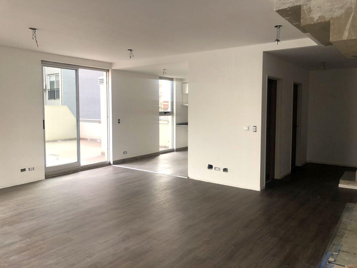 Foto de Departamento de 5 ambientes en dúplex con terraza propia en Barracas, imagen 1