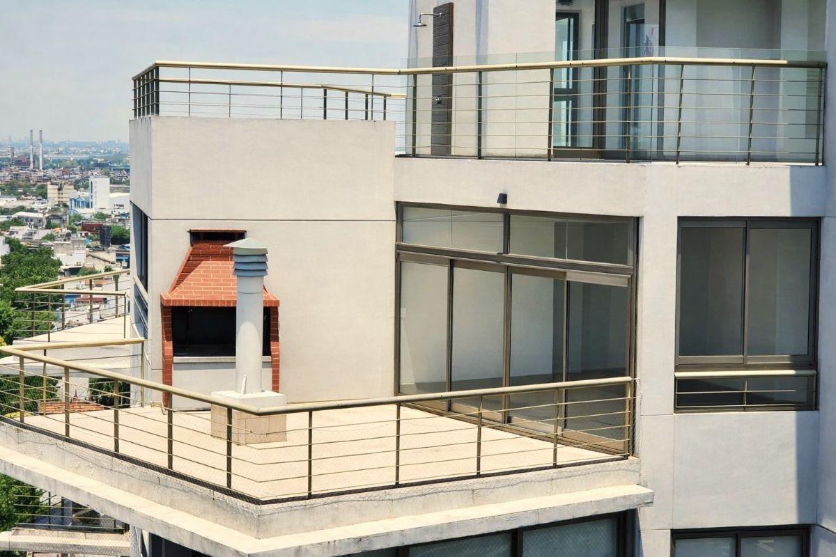 Foto de Departamento de 3 ambientes con balcón y terraza en Flores, imagen 1