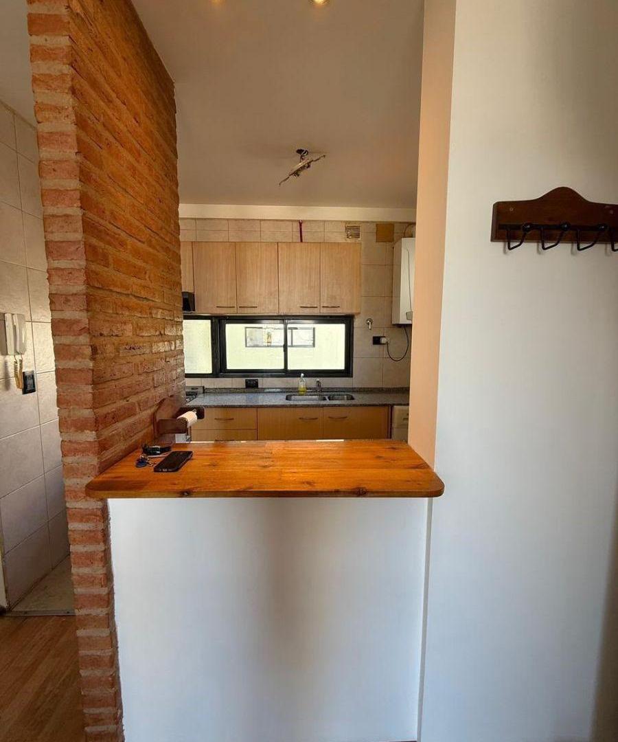 Foto de Departamento de 3 ambientes en dúplex, semi amoblado, en San Telmo, imagen 4
