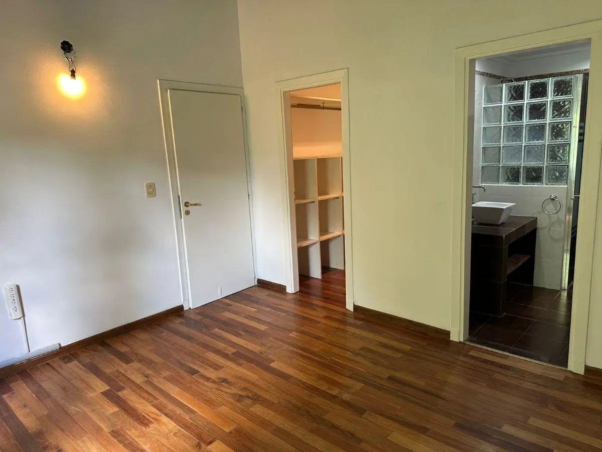 CASA EN VENTA BARRIO LA ARAUCARIA 3