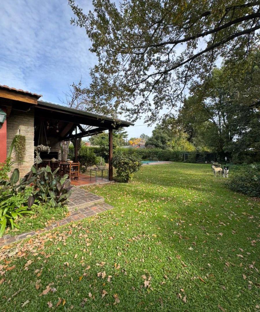 IMPORTANTE CASA EN VENTA EN BELLA VISTA
