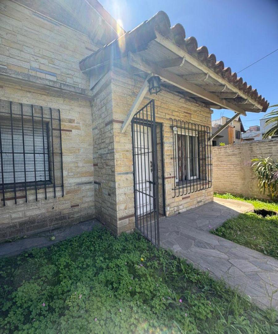 Foto de OPORTUNIDAD CASA EN VENTA CON GRAN POTENCIAL EN SAN MIGUEL, imagen 4