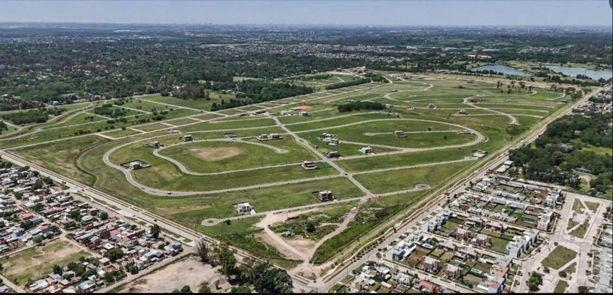 Foto de LOTE EN VENTA EN BARRIO VILLAGE PLAZA, imagen 3