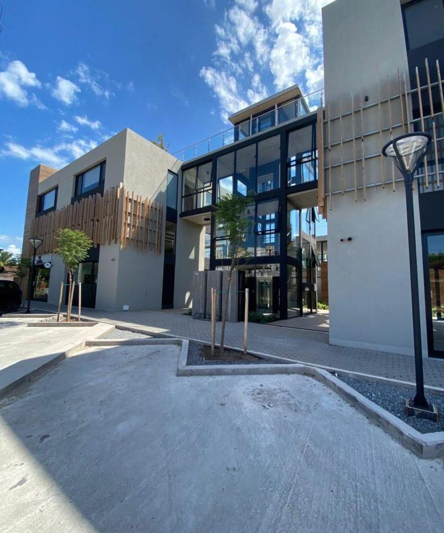 Foto de OFICINA EN VENTA EN COMPLEJO BELLA VISTA PLAZA, imagen 1
