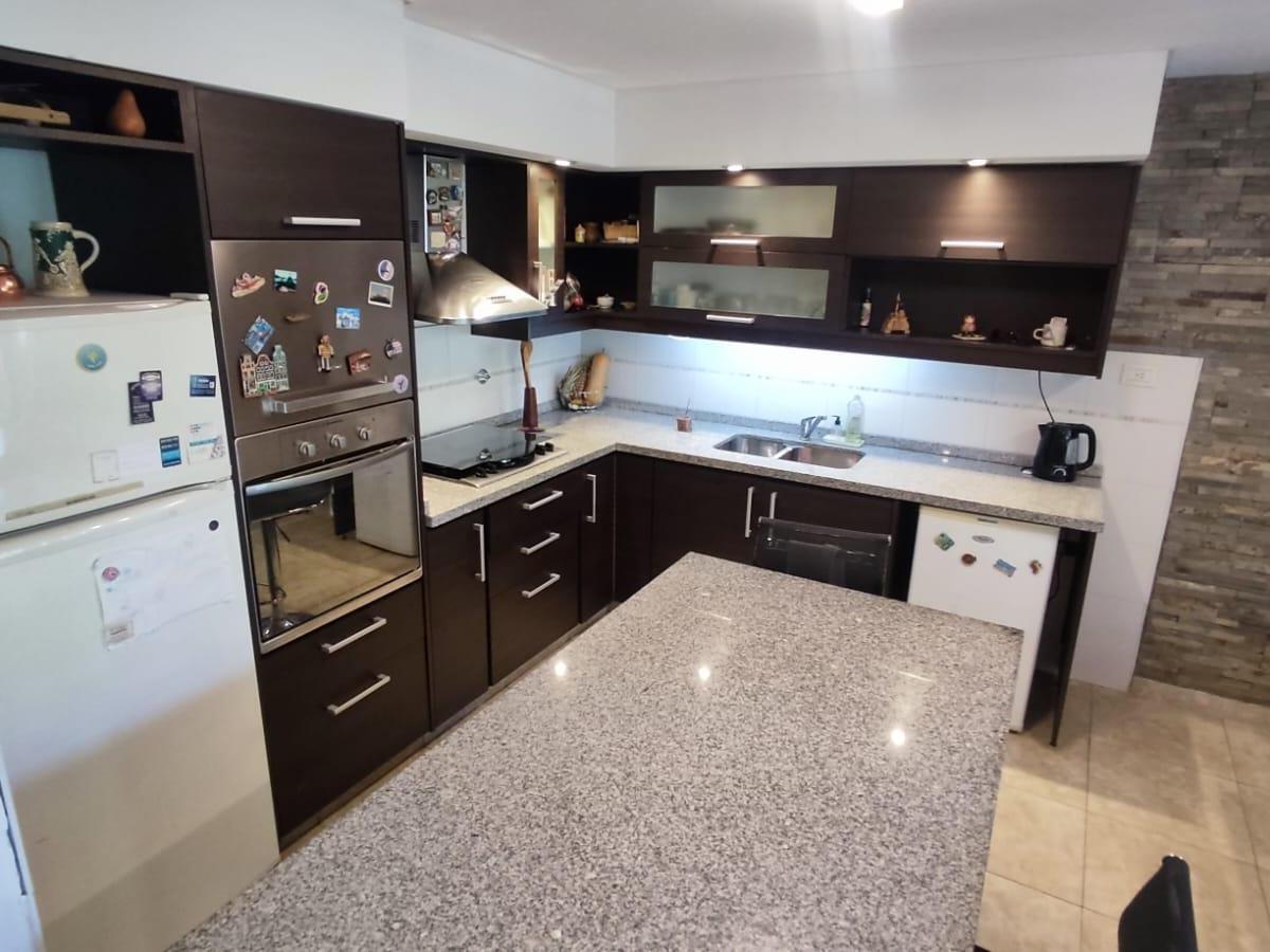 Departamento 3 Amb 2 Baños Frente Cochera Doble Venta Haedo 1