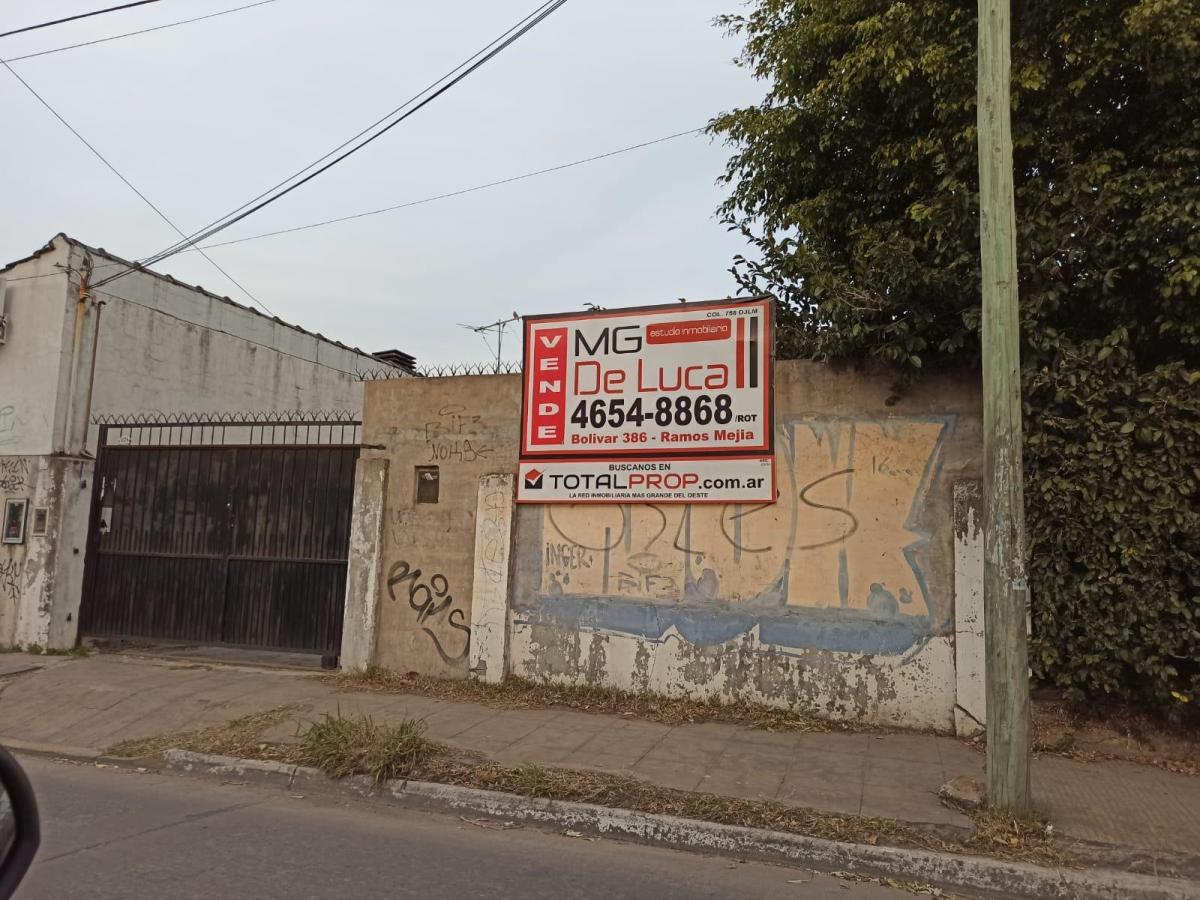 Lote Sobre Avenida - Venta - Villa Luzuriaga IDEAL CONSTRUCTOR 