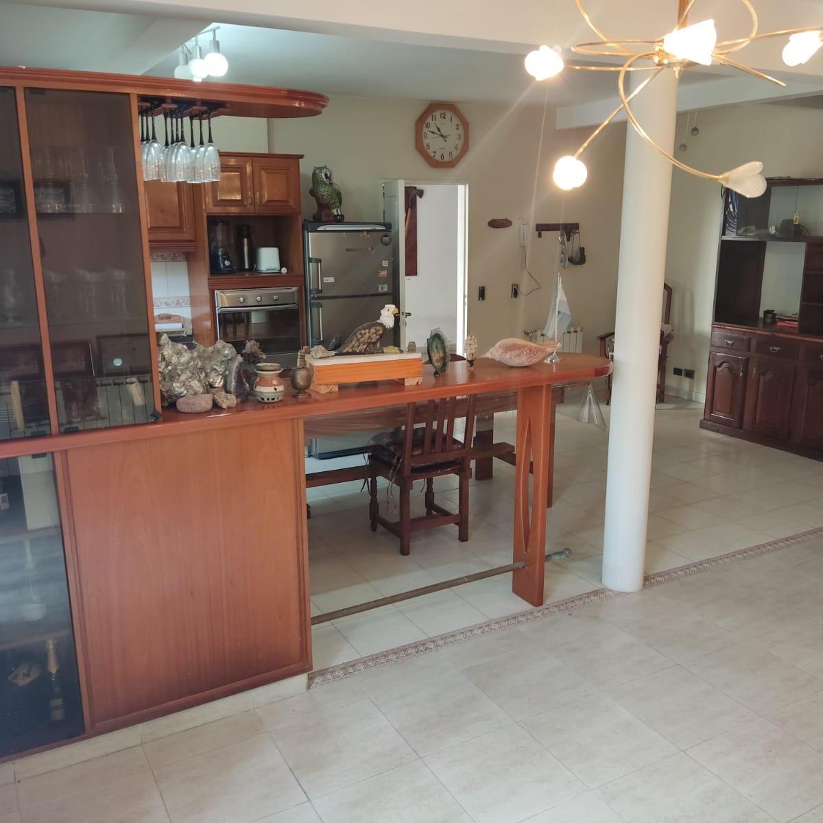 Casa Lote Propio 4 ambientes Fondo Libre Venta - Ramos Mejía Centro