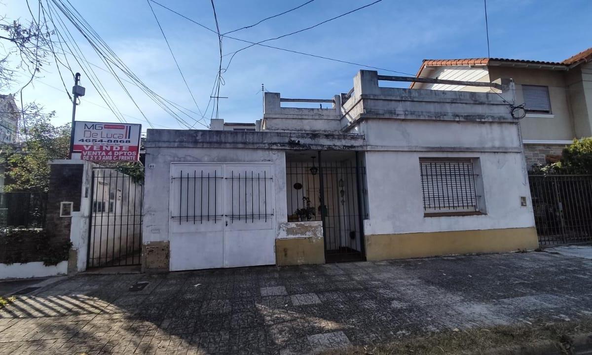 Casa PH 3 ambientes patio Sin expensas - venta - Villa sarmiento.