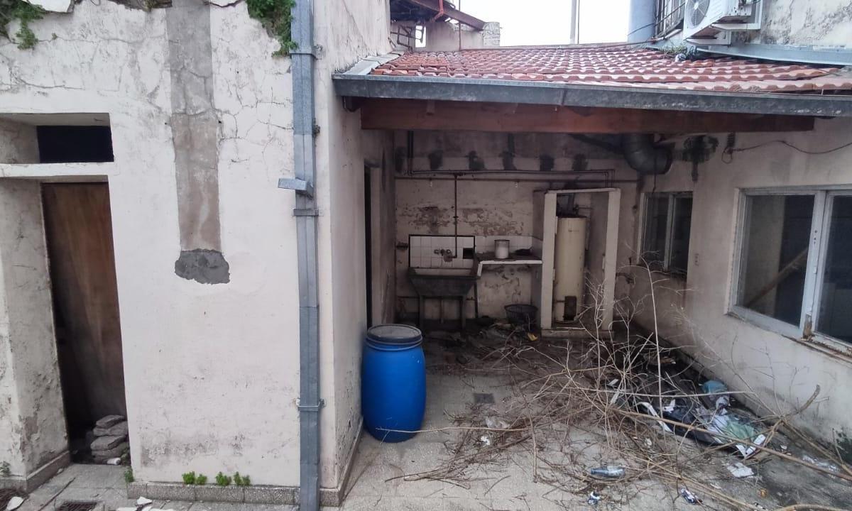 Foto de Casa PH 3 ambiente A refaccionar cochera fondo terraza - Venta - Ramos, imagen 4