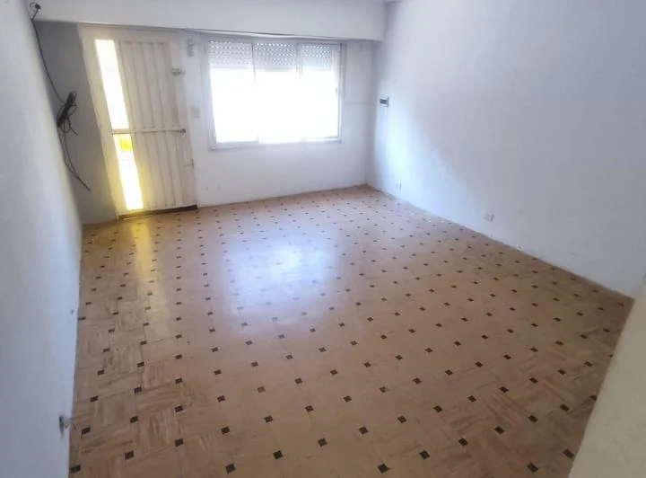 Casa PH 2 ambientes con Patio Sin expensas Alquiler Ramos Mejia 2