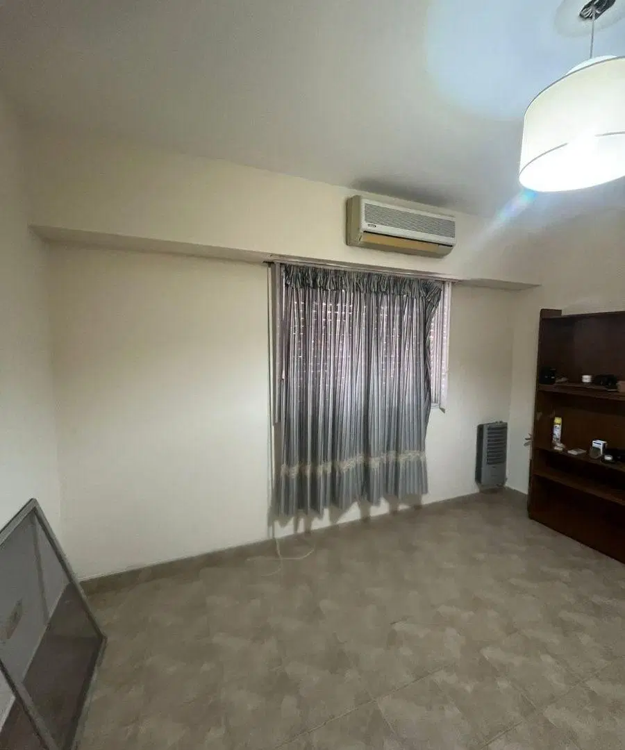 Duplex de 3 ambientes con patio Sin expensas Zona residencial Alquiler Haedo 2
