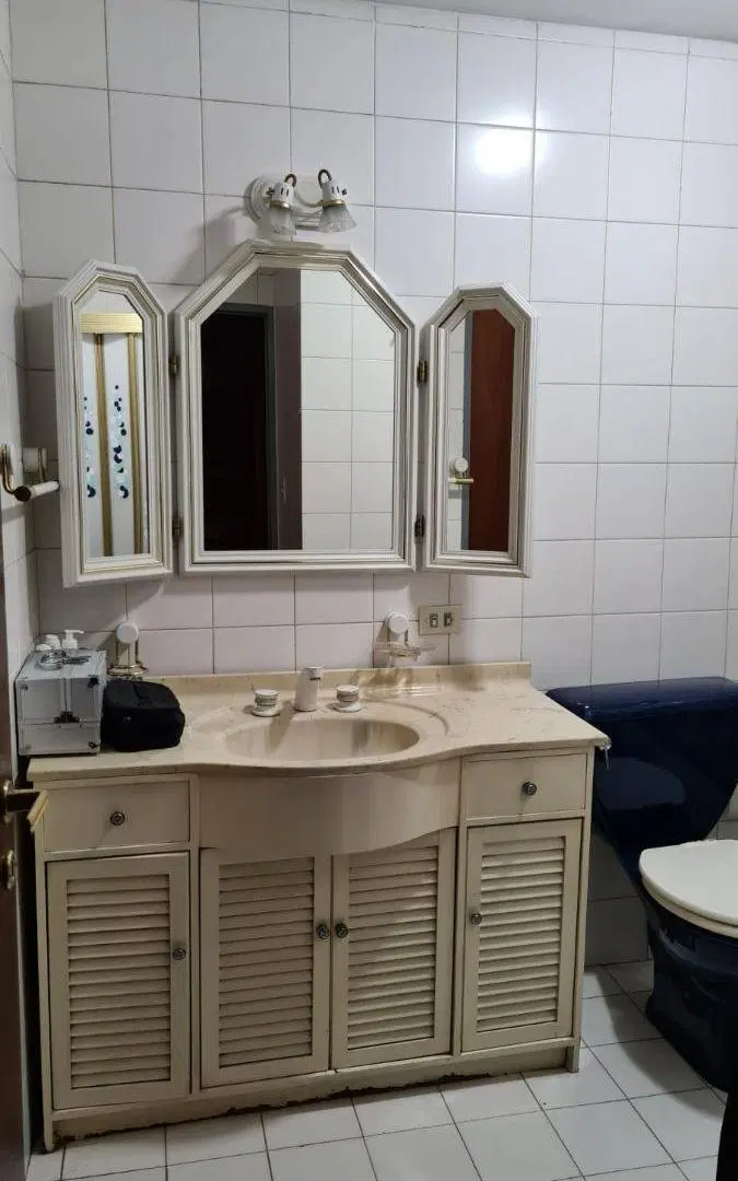 Triplex al frente 4 ambientes Cochera desc. Patio Quincho Alquiler San Justo 2