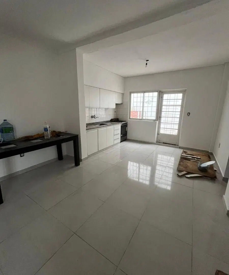 Casa 3 ambientes Cochera Patio Chico y Terraza Grande Alquiler Ramos Mejia 4