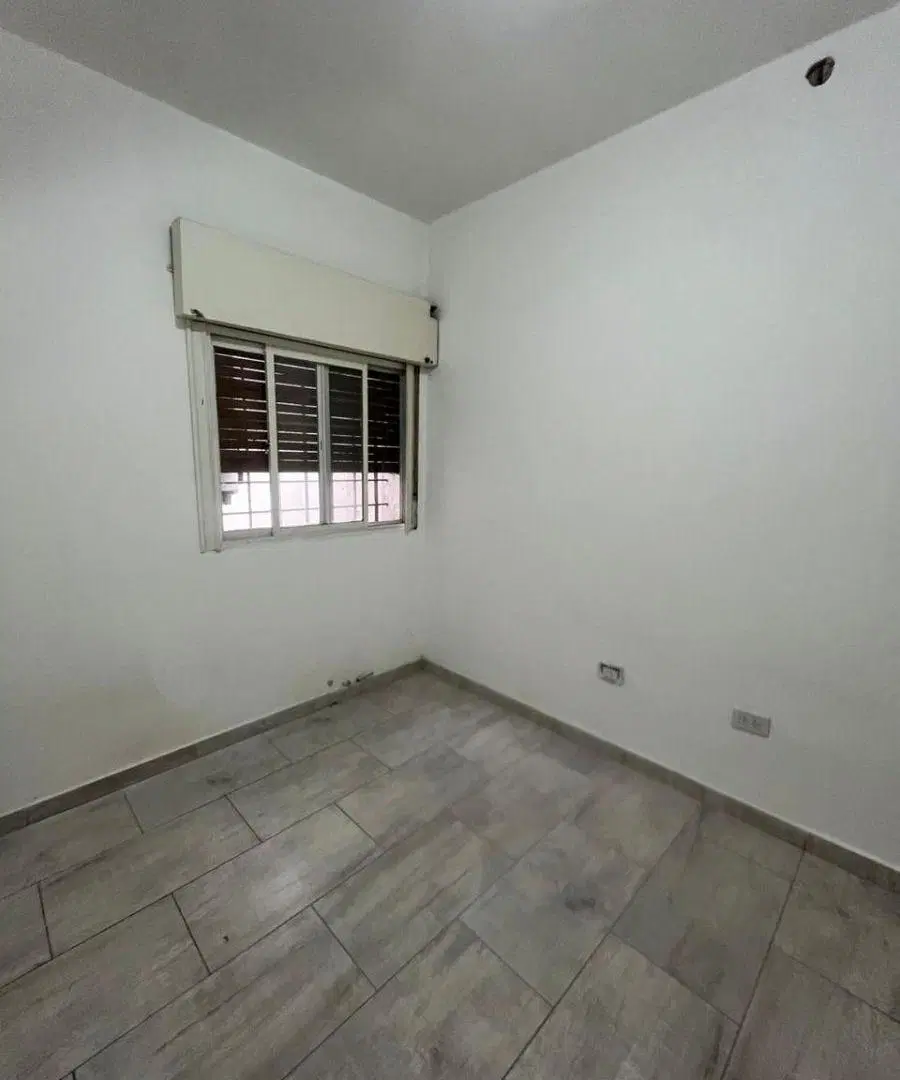 Casa 3 ambientes Cochera Patio Chico y Terraza Grande Alquiler Ramos Mejia 3