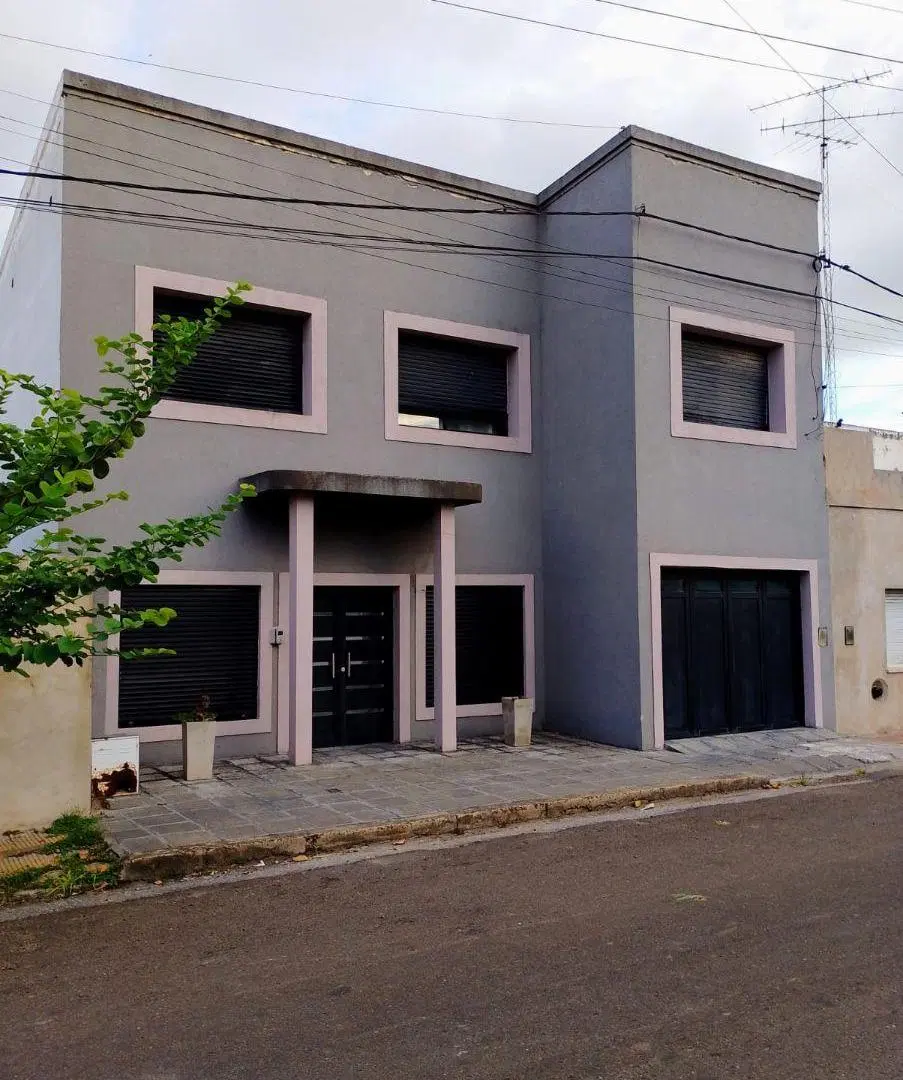 Excepcional Casa En Venta 1