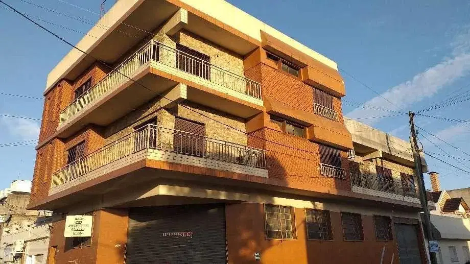 Departamento En Alquiler En Lomas Del Mirador 5