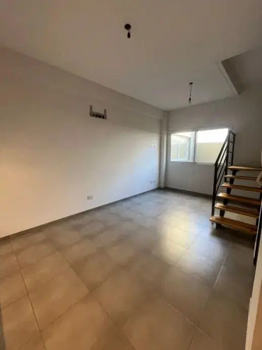 Departamento En Alquiler En La Tablada 2