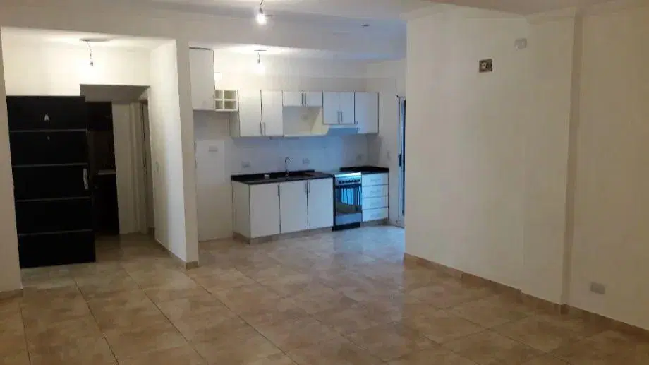 Departamento En Alquiler En Ramos Mejia Sur 2