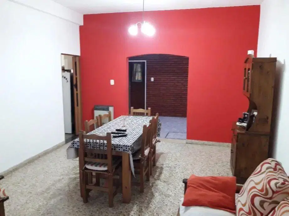 Casa En Venta En Villa Luzuriaga 5